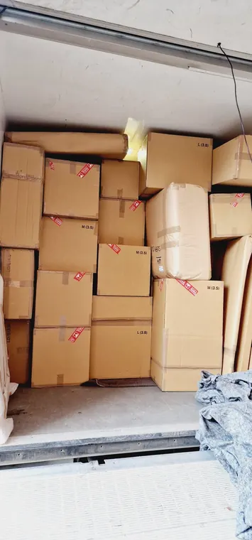Packat, märkt och klart för transport